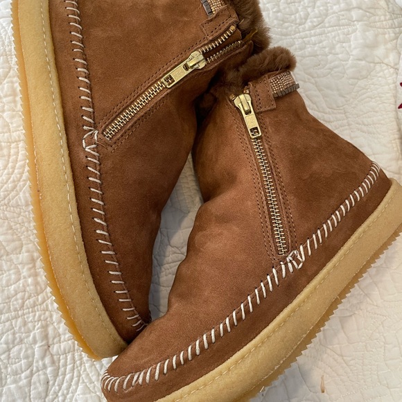 Laidback London Setsu bootie.Suede Ankle Boots with shearling Lining - Picture 2 of 6